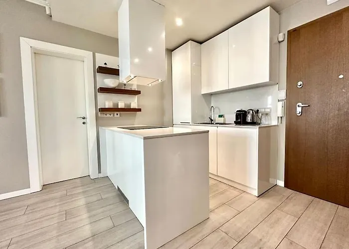 Mila Center Deluxe *