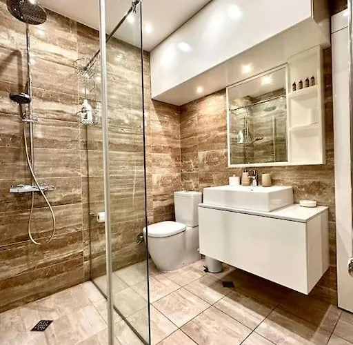 Mila Center Deluxe Daire *